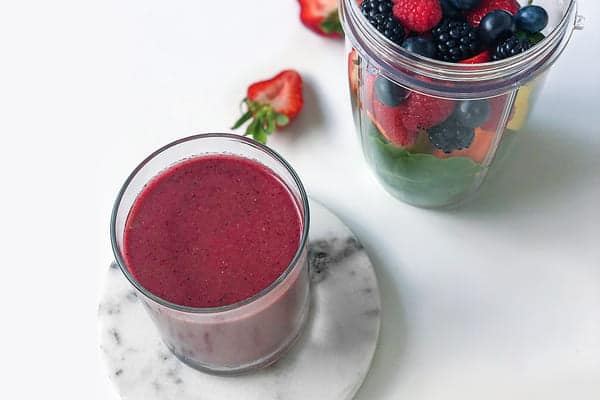 Recipe_Berry-Essential-Smoothie-1_3000x2000.jpg