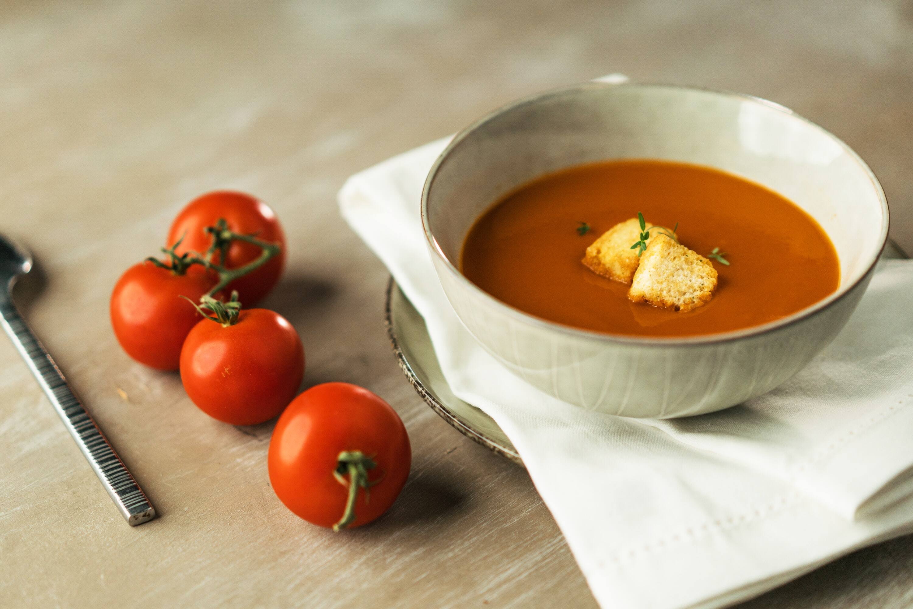Recipe_Classic-Tomato-Soup_mob.jpg