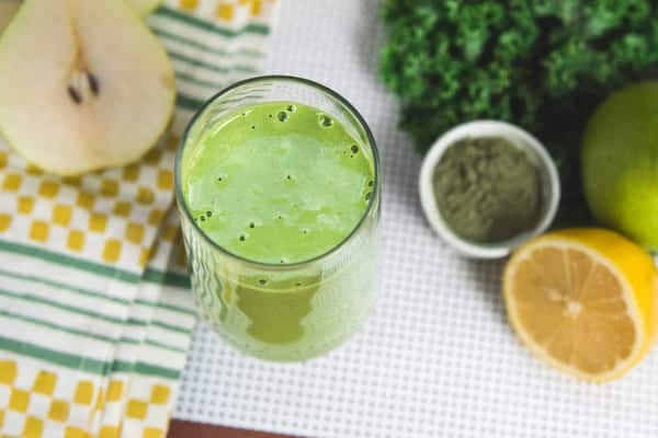 Recipe_Cleansing-Green-Smoothie_3000x2000.jpg