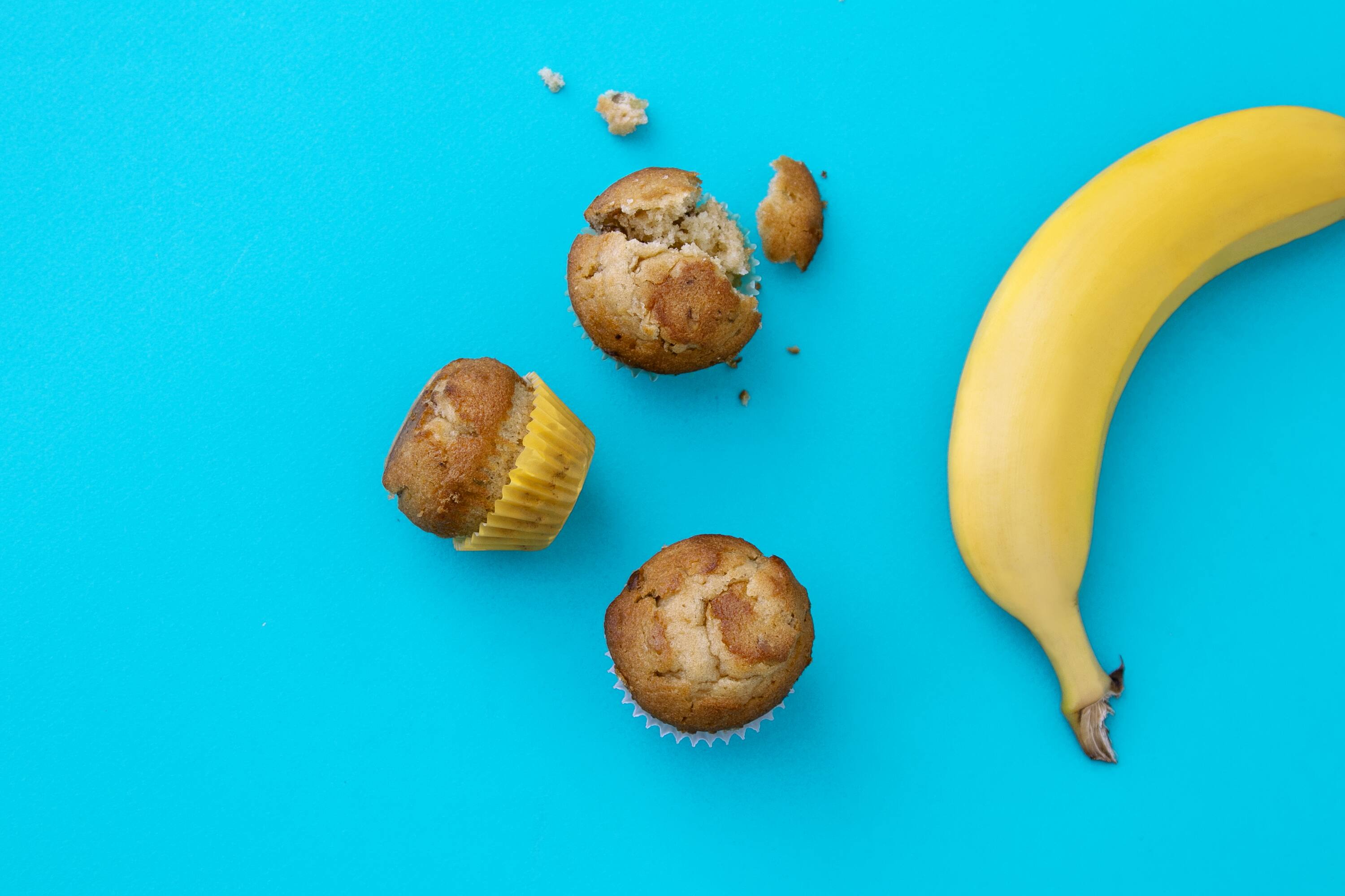 Recipe_Mini-Banana-Muffins_3000x2000.jpg