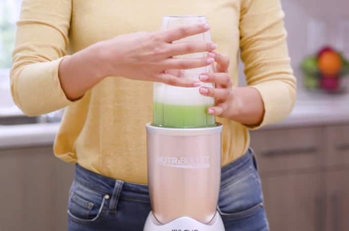 Person self cleaning nutribullet